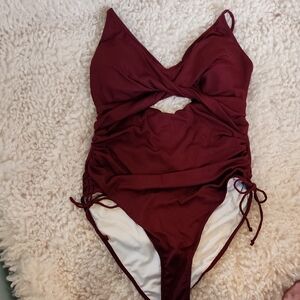 Burgundy 1 Piece Ribbed Sixe 2XL. New